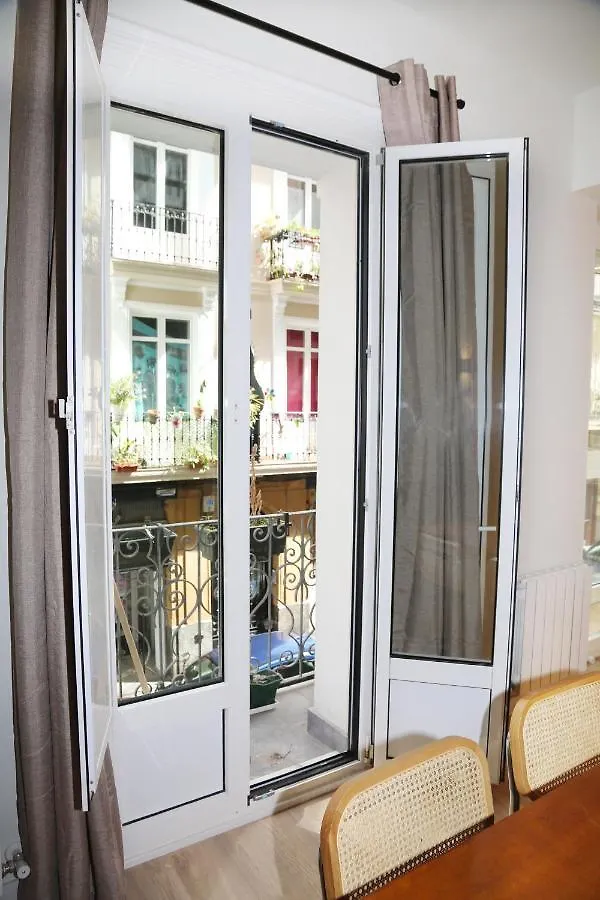 Apartamento Piso Boutique Frente Al Casco Viejo De Bilbao España